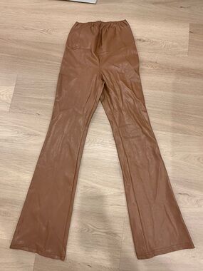 Wilfred Free Faux Leather Leggings in Camel Brown